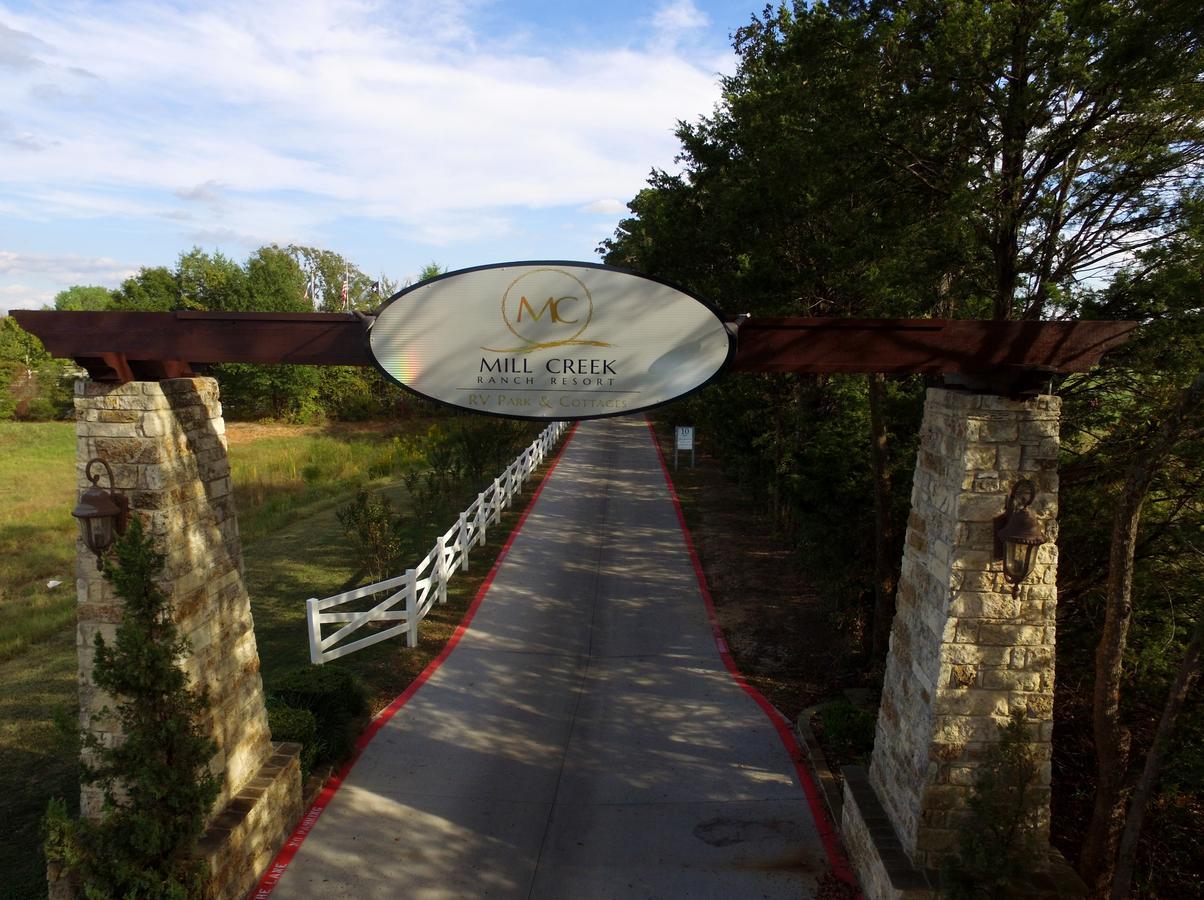 Mill Creek Ranch Resort カントン エクステリア 写真