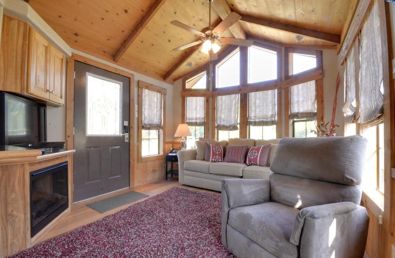Mill Creek Ranch Resort カントン エクステリア 写真